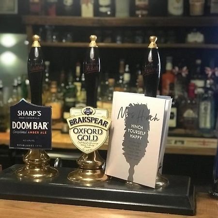 The Bat & Ball Cuddesdon 外观 照片