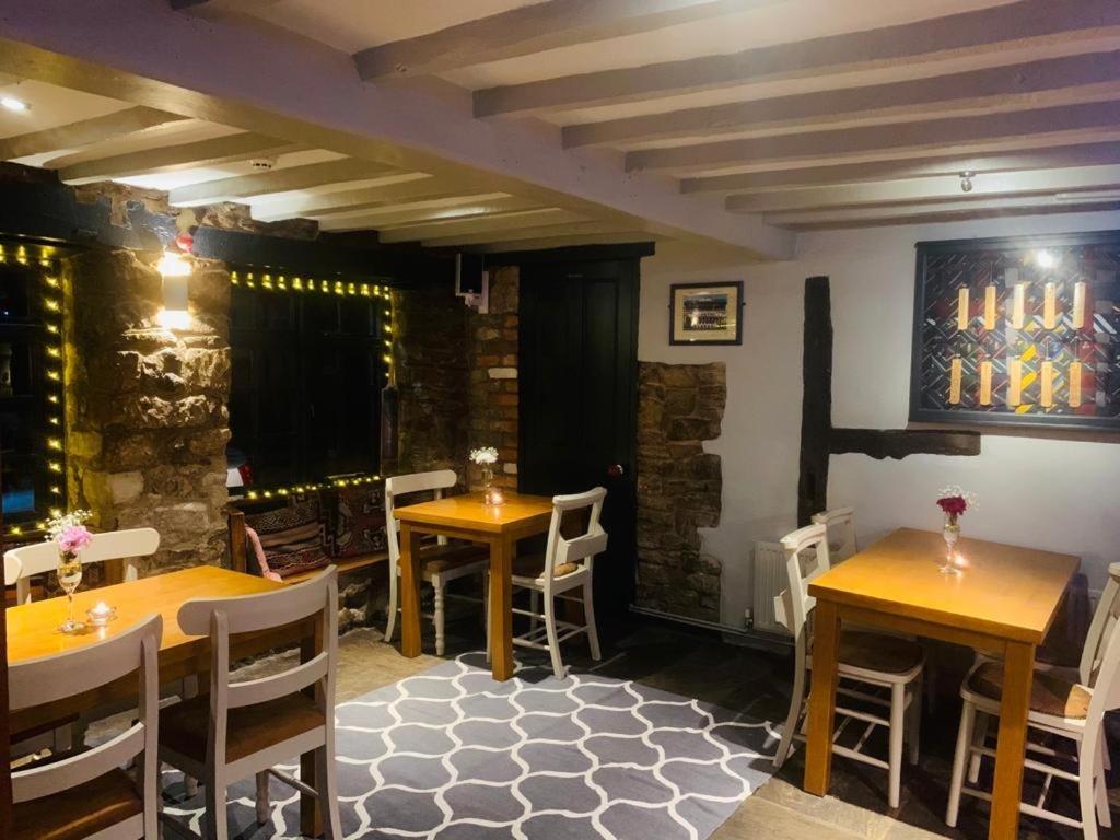 The Bat & Ball Cuddesdon 外观 照片