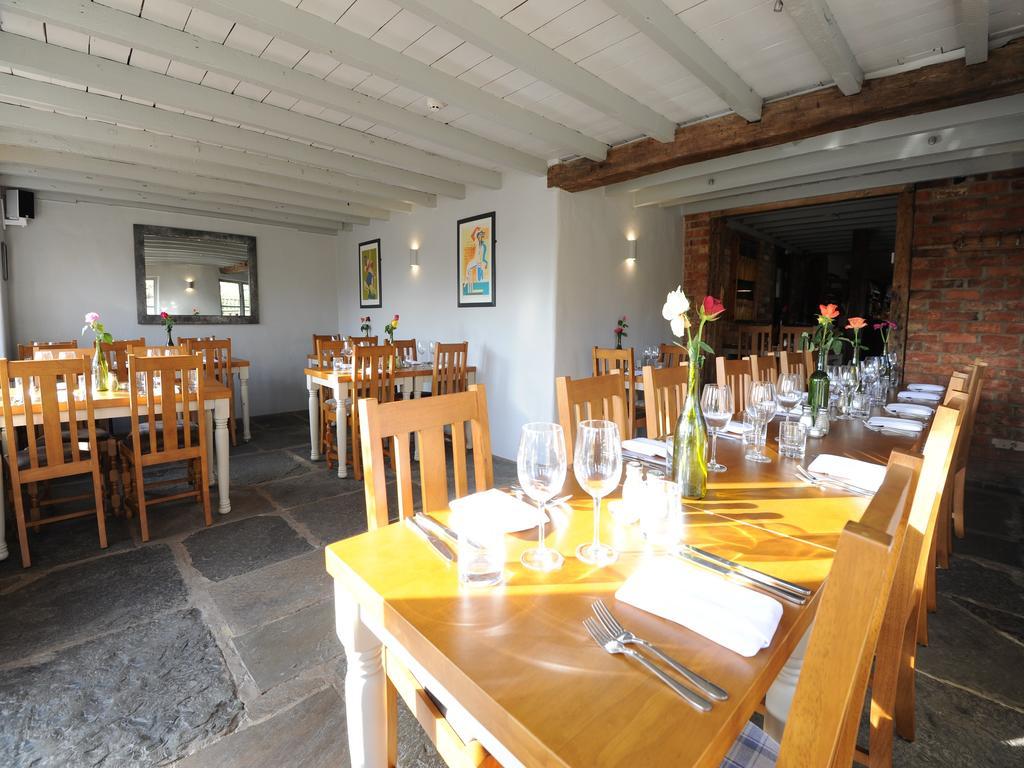 The Bat & Ball Cuddesdon 外观 照片