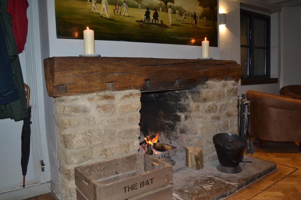 The Bat & Ball Cuddesdon 外观 照片